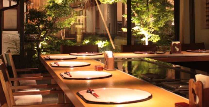 3. 近江牛会席や飲食店・販売店へ